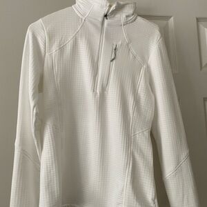 White Spyder Quarter-Zip Pullover Medium